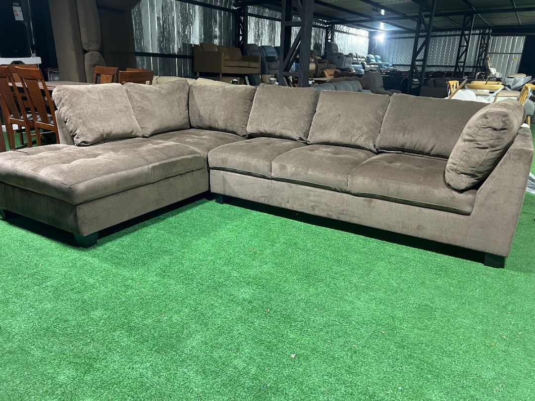 Sofá Seccional Pirlo Tela Café Chaise Izquierdo outlet — foto 3